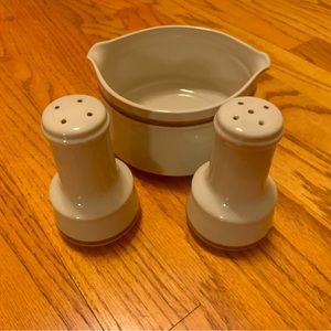 Vintage Stoneware - Three Piece Set - Salt/Pepper, Bowl - Made In Japen